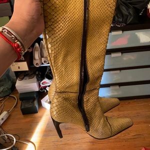 Authentic snake skin yellow boots size 10
